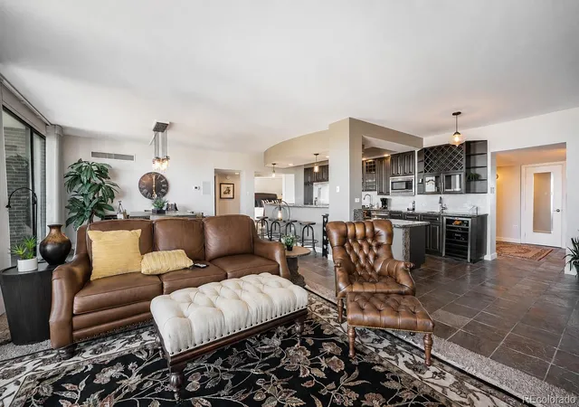 3rd image of 1020 15Th St #42C, Denver, CO 80202 | MLS# 1665076