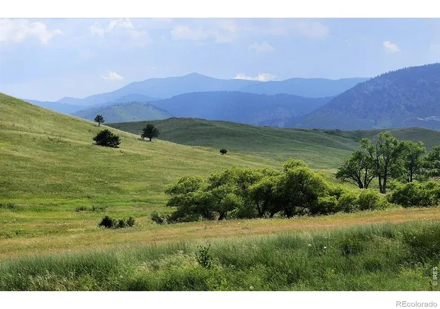 45th image of 16682 W 86th Dr, Arvada, CO 80007 | MLS# IR1066529