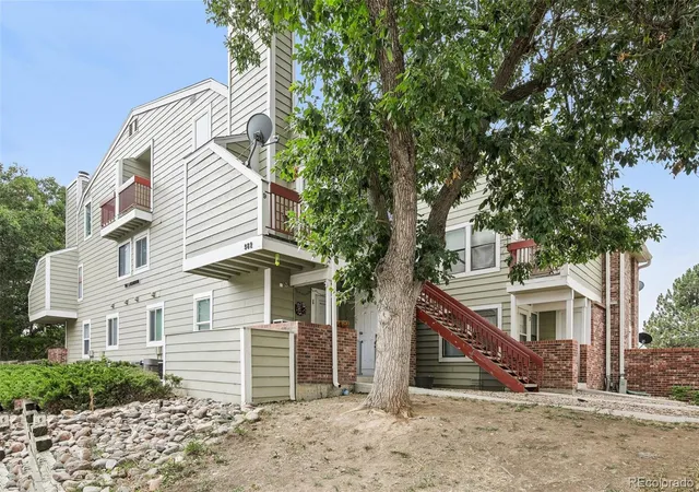 image of 982 S Dearborn Wy #18, Aurora, CO 80012 | MLS# 2479383