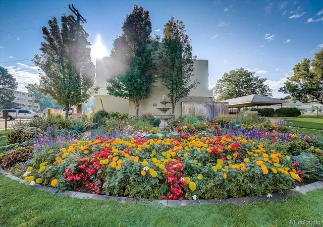 2nd image of 605 S Alton Wy, Denver, CO 80247