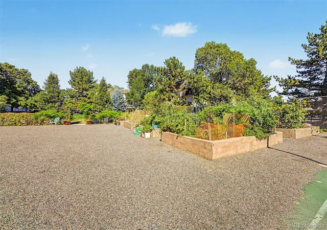 2nd image of 5995 E Iliff Ave, Denver, CO 80222