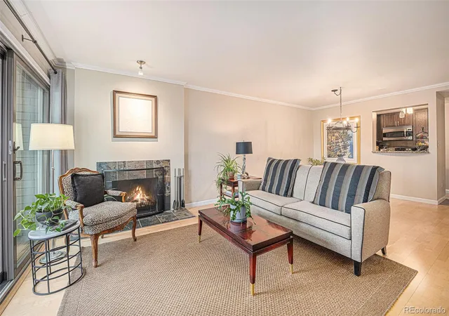 5th image of 800 N Pearl St, Denver, CO 80203