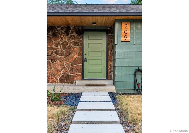 5th image of 209 Allen St, Fort Collins, CO 80525 | MLS# IR1066551