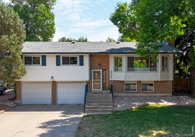 2nd image of 3020 Eagle Dr, Fort Collins, CO 80526 | MLS# IR1066554