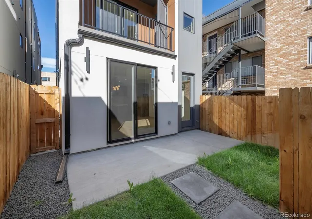 4th image of 826 N Cherry St, Denver, CO 80220