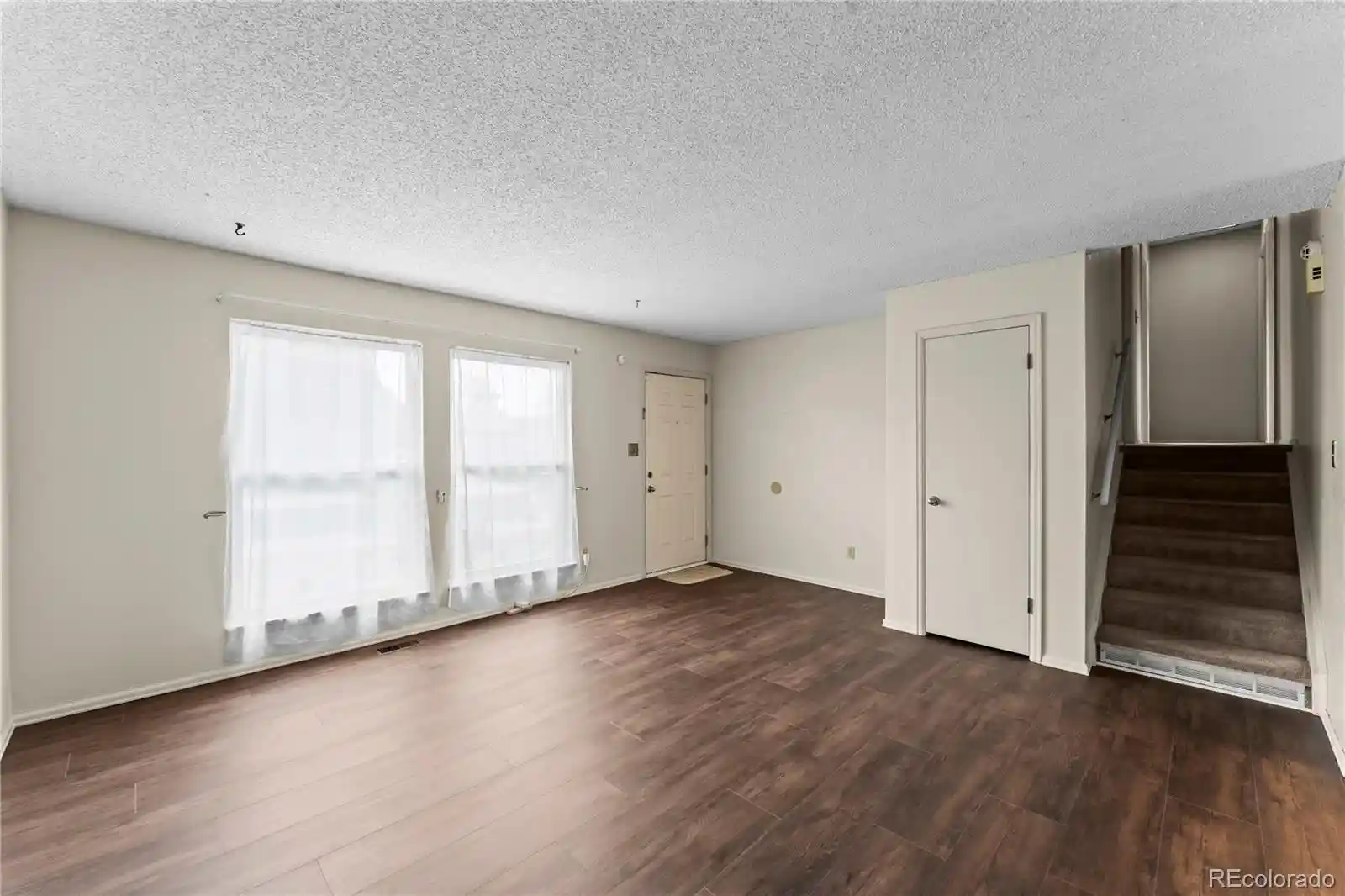 Photo 4 of Single family home for sale at 2458 Payne Cir, Colorado Springs, CO 80916 | MLS# 9628527 | Listing updated on 2026-10-30