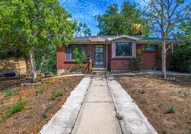 1st image of 14205 E 25th Pl, Aurora, CO 80011 | MLS# 3330143