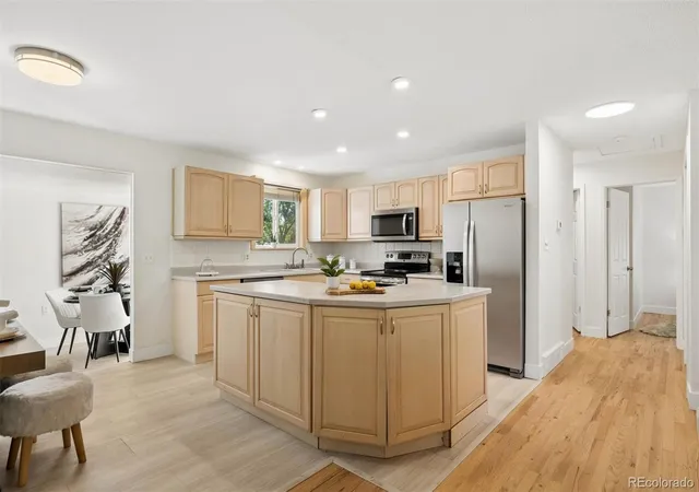 Photo 4 of Single family home for sale at 2102 S Brentwood St, Lakewood, CO 80227 | MLS# 6859840 | Listing updated on 2026-08-29