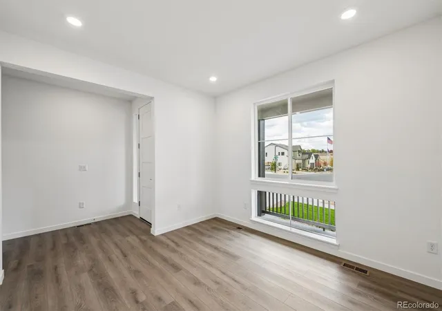 Photo 4 of Single family home for sale at 20943 Grays Peak Dr, Parker, CO 80138 | MLS# 6969081 | Listing updated on 2026-10-15
