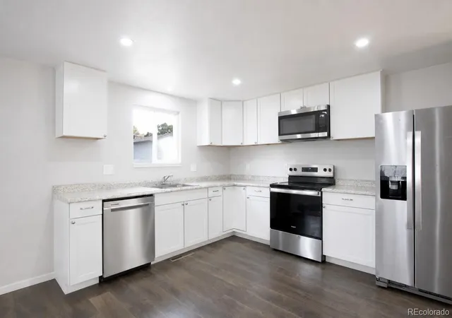 2nd image of 715 Tundra Pl, Longmont, CO 80504 | MLS# 4435557