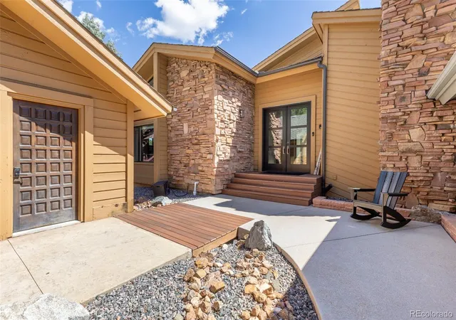 2nd image of 2430 Hearth Dr #A2, Evergreen, CO 80439 | MLS# 4901796