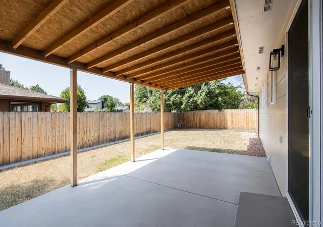 4th image of 1307 Grays Peak Dr, Longmont, CO 80504 | MLS# 8432272