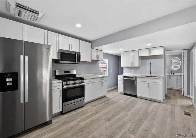 2nd image of 2100 W 100th Ave, Thornton, CO 80260 | MLS# 8653963
