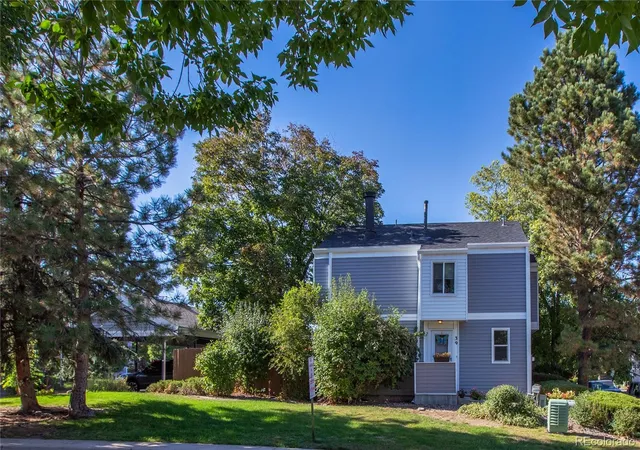 2nd image of 39 S Nome St, Aurora, CO 80012 | MLS# 8204541