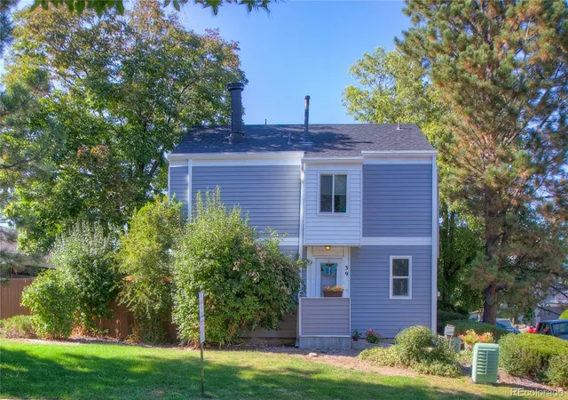 3rd image of 39 S Nome St, Aurora, CO 80012 | MLS# 8204541