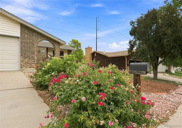 4th image of 4037 E Caley Pl, Centennial, CO 80121 | MLS# 4078941