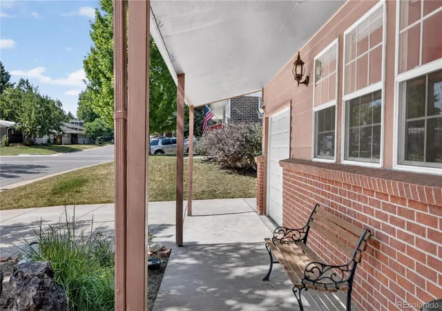 Photo 3 of Single family home for sale at 4977 S Perry St, Littleton, CO 80123 | MLS# 4039843 | Listing updated on 2026-08-23
