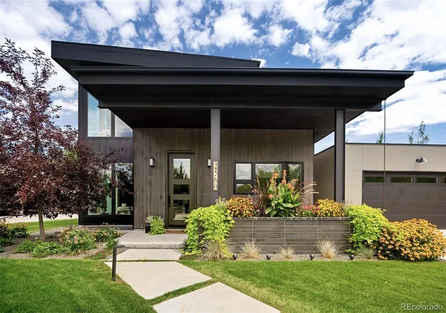 2nd image of 2560 Newcombe Wy, Lakewood, CO 80215 | MLS# 5486873