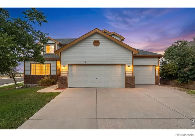 Photo 2 of Single family home for sale at 2183 Saddle Back Ct, Fort Lupton, CO 80621 | MLS# IR1066606 | Listing updated on 2026-09-22