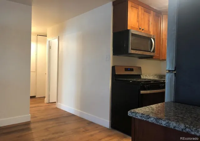 3rd image of 800 N Washington St N, Denver, CO 80203