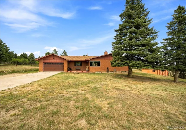 3rd image of 8087 Oak Dr, Rye, CO 81069 | MLS# 9877637
