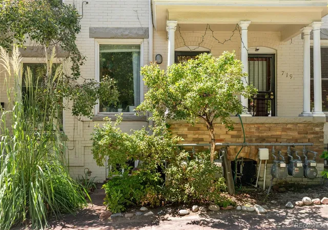 Photo 2 of Townhouse for sale at 717 Logan St, Denver, CO 80203 | MLS# 8218181 | Listing updated on 2026-09-28