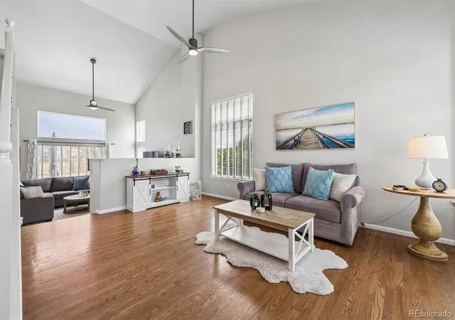4th image of 10240 Willowbridge Wy, Highlands Ranch, CO 80126 | MLS# 7463232