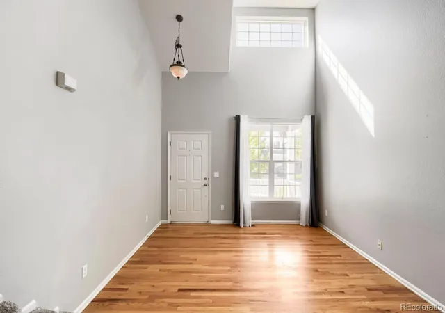 4th image of 9889 Thornbury Wy, Littleton, CO 80129 | MLS# 7864212