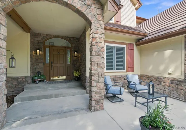 3rd image of 834 Good Hope Dr, Castle Rock, CO 80108 | MLS# 2432862