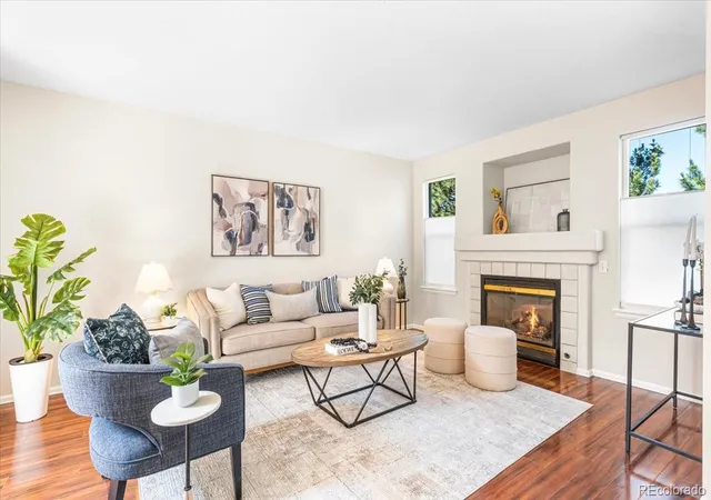 1st image of 1127 S Ventura Cir #D, Aurora, CO 80017 | MLS# 7695284