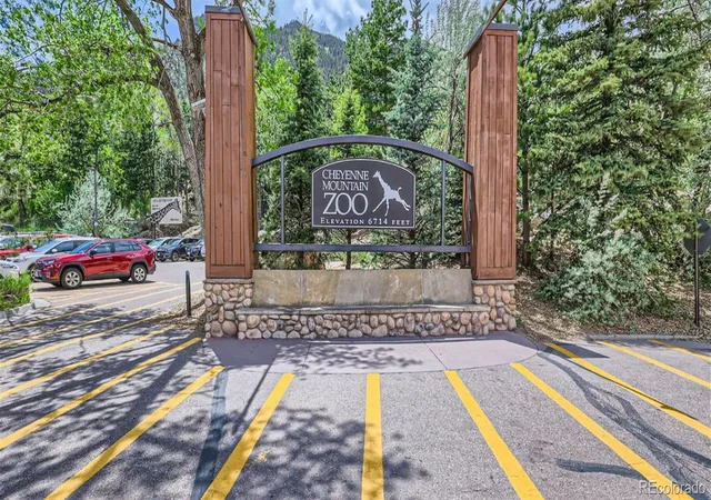 4th image of 2564 Cramer Hts, Colorado Springs, CO 80904 | MLS# 7446435