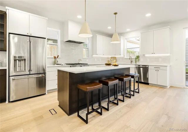 3rd image of 1619 Yates St, Denver, CO 80204 | MLS# 9671339