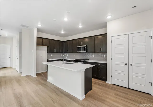Photo 2 of Single family home for sale at 5218 Gardner Pkwy, Firestone, CO 80504 | MLS# 6571797 | Listing updated on 2026-08-17