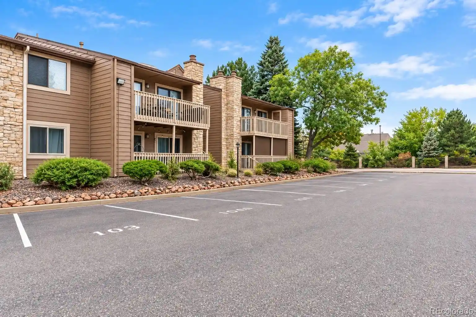 Listing Photo 15 - Condo for sale in 10323 E Peakview Ave located at 10323 E Peakview Ave, Englewood, CO 80111 - Unit #J201