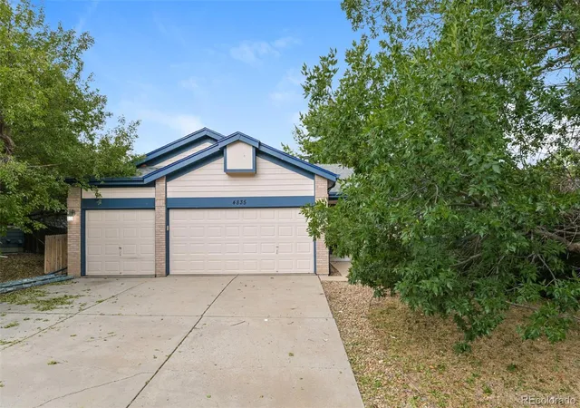 1st image of 4835 S Danube Wy, Aurora, CO 80015 | MLS# 7170800