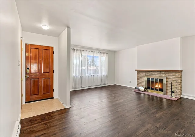 2nd image of 8035 E Jefferson Pl, Denver, CO 80237 | MLS# 8070125