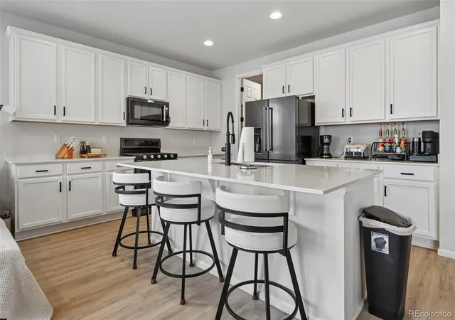 Photo 2 of Sale Pending at 3964 Haleyville Ct, Aurora, CO 80019 | MLS# 8293628 | Listing updated on 2026-09-01