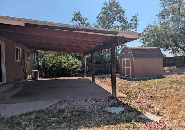 3rd image of 17704 E Tennessee Pl, Aurora, CO 80017 | MLS# 2021432
