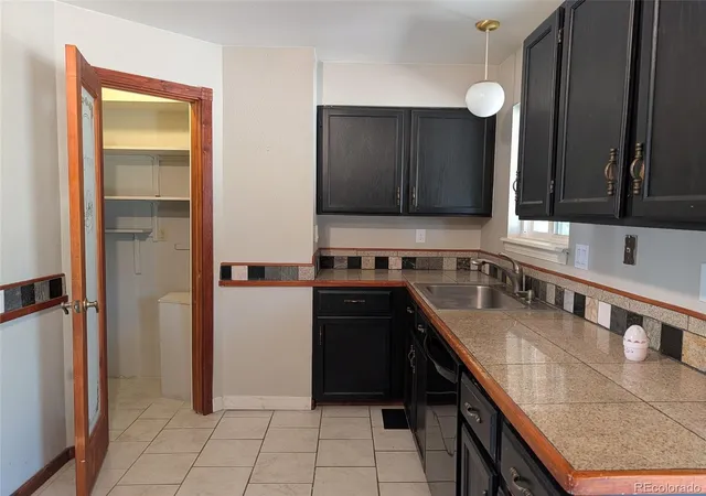 5th image of 17704 E Tennessee Pl, Aurora, CO 80017 | MLS# 2021432
