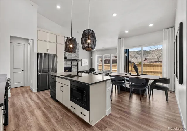 Photo 3 of Single family home for sale at 8258 S Quail St, Littleton, CO 80127 | MLS# 4992264 | Listing updated on 2026-09-03