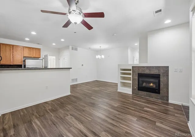 4th image of 7777 E 23Rd Ave #1403, Denver, CO 80238 | MLS# 9381337