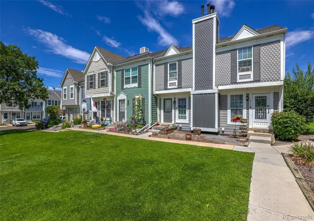 Photo 2 of Townhouse for sale at 10720 Foxwood Ct, Parker, CO 80138 | MLS# 6207827 | Listing updated on 2026-09-28