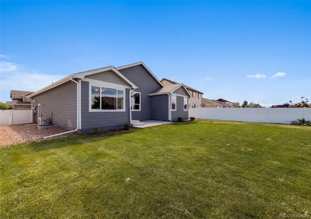 38th image of 1542 Water Vista Ln, Windsor, CO 80550 | MLS# 2884624
