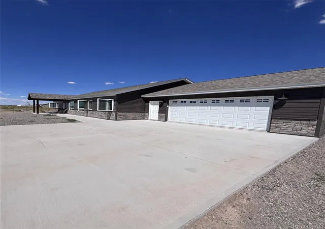 Photo 3 of Single family home for sale at 8762 Ridgetop Dr, Alamosa, CO 81101 | MLS# 3124727 | Listing updated on 2026-08-20