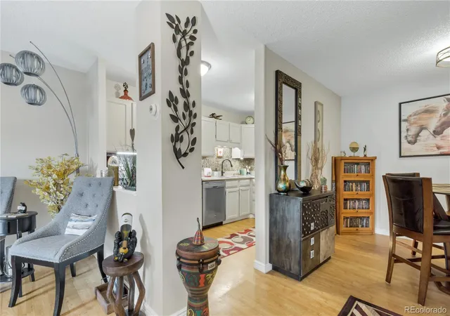 4th image of 3164 S Wheeling Wy #306, Aurora, CO 80014 | MLS# 6983946
