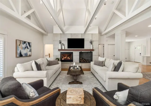 Photo 4 of Single family home for sale at 3640 E Warren Ave, Denver, CO 80210 | MLS# 1989422 | Listing updated on 2026-10-10
