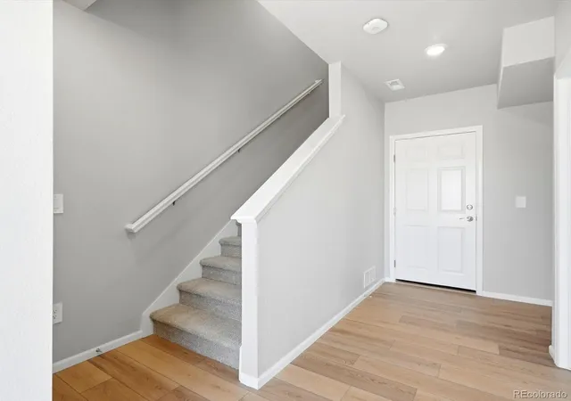 Photo 4 of Townhouse for sale at 4702 Cloudburst Ln, Morrison, CO 80465 | MLS# 7131756 | Listing updated on 2026-08-26