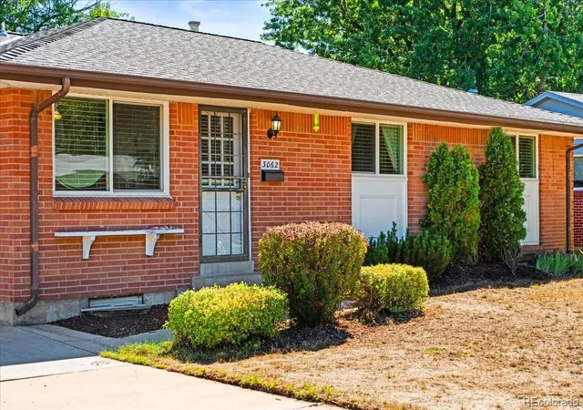5th image of 3062 S Hobart Wy, Denver, CO 80227 | MLS# 8073176