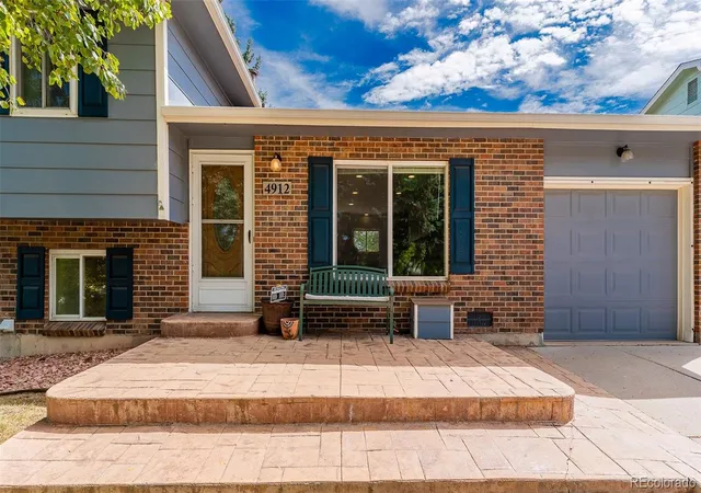 Photo 2 of Single family home for sale at 4912 S Xenon Ct, Morrison, CO 80465 | MLS# 4056526 | Listing updated on 2026-09-24