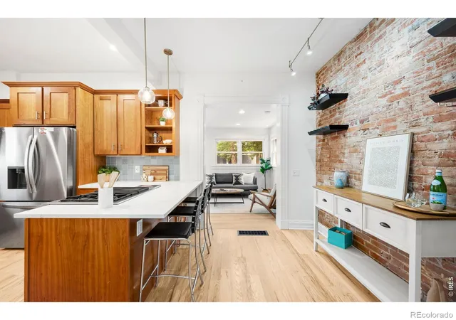 2nd image of 30 S Grant St, Denver, CO 80209 | MLS# IR1066650